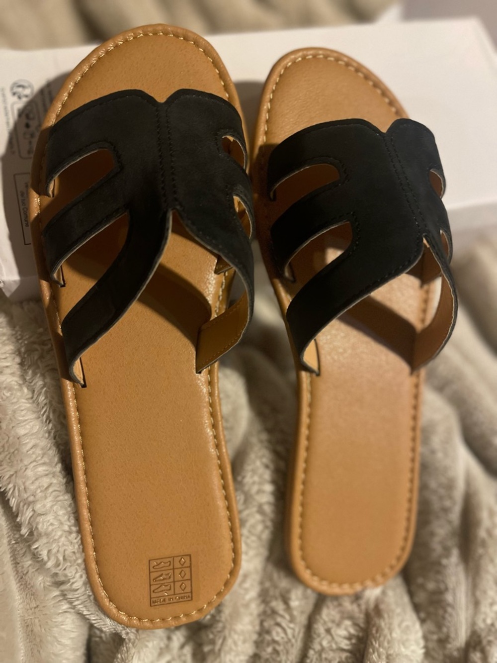 Amazon Women's Black Slide Sandals with Tan Footbed